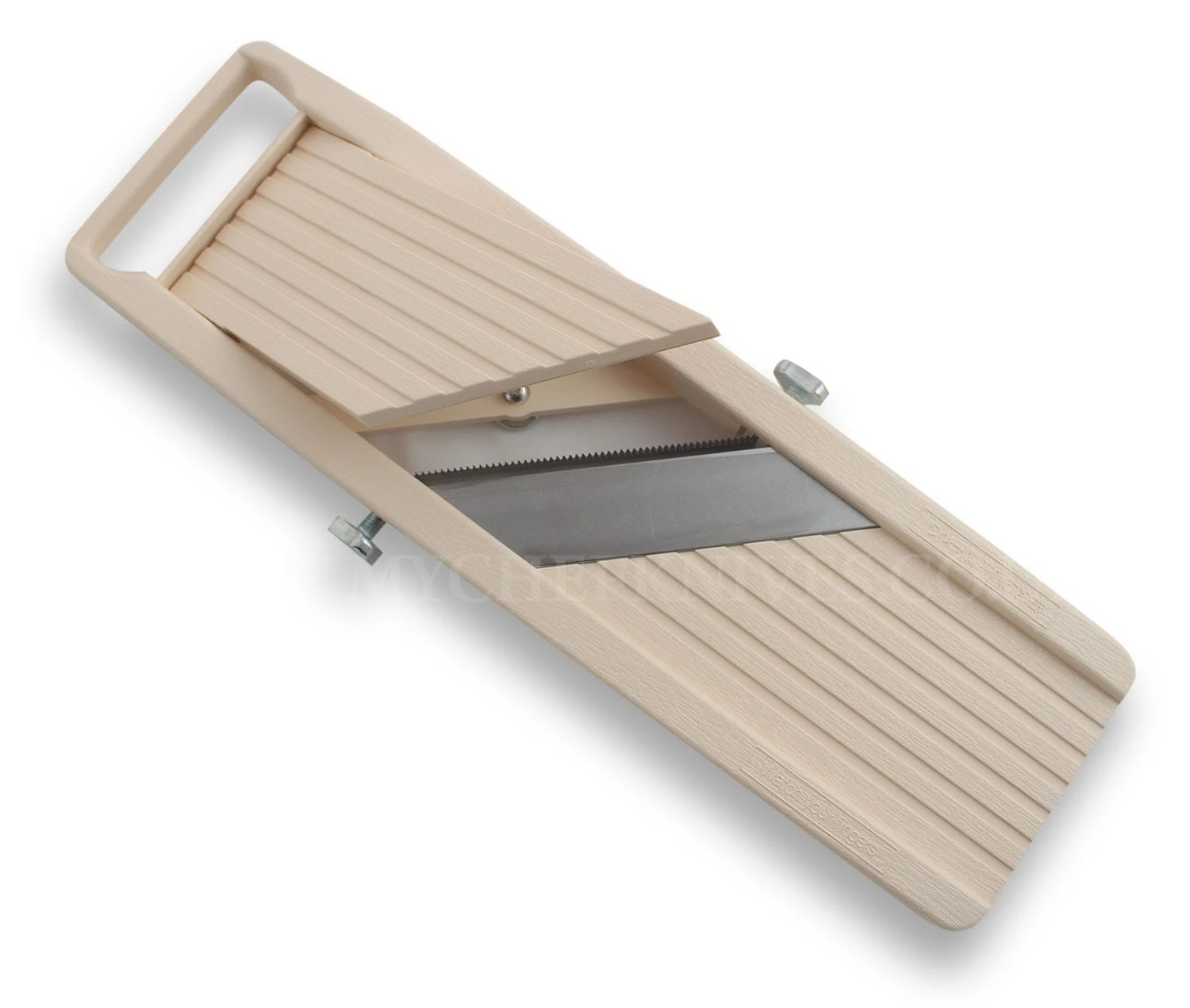 Benriner Japanese Professional Mandoline Slicer 3 Blades 9.5cm + Food Holder 5 Benriner Japanese Professional Mandoline Slicer 3 Blades 9.5cm + Food Holder - Image 3