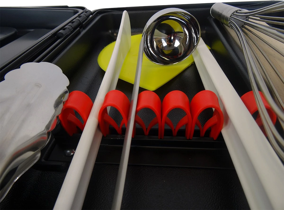 FISCHER Student's Tool Case With 18 Kitchen Tools + 1 Scale + 1 Padlock 10 FISCHER Student's Tool Case With 18 Kitchen Tools + 1 Scale + 1 Padlock - Image 8