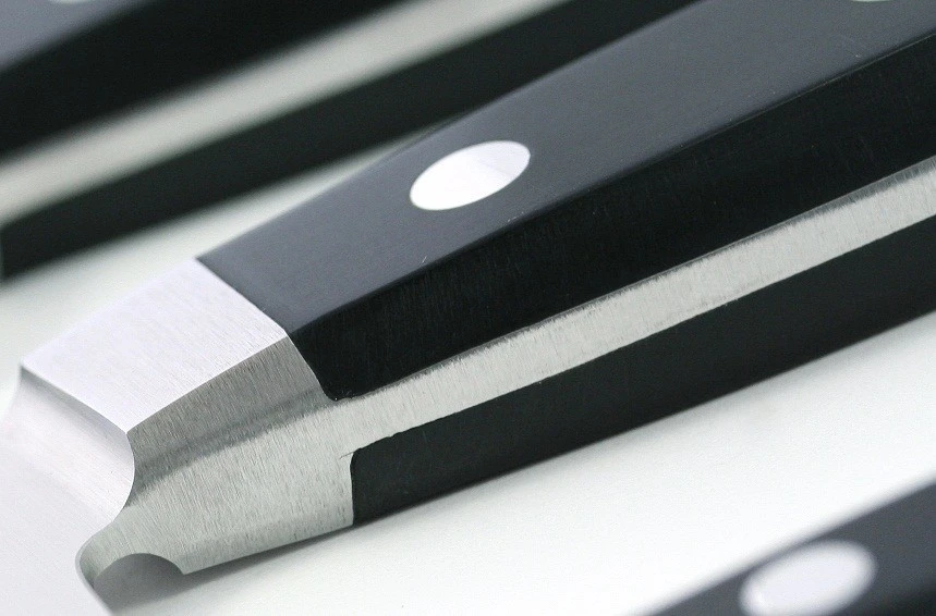 Güde Alpha Fillet Knife With Fully Forged Blade 18cm 7 Güde Alpha Fillet Knife With Fully Forged Blade 18cm - Image 5