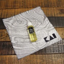 KAI Blade Care Kit: Camellia Oil + Microfiber Cloth
