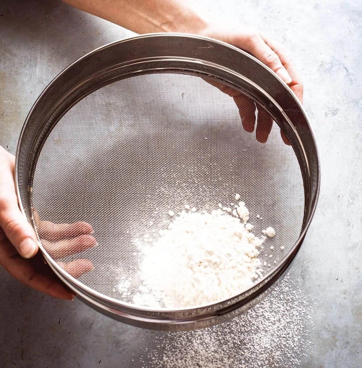 Matfer Professional Stainless Steel Sieve 30cm - Mesh 1.28mm 4 Matfer Professional Stainless Steel Sieve 30cm - Mesh 1.28mm - Image 2