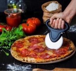 Microplane Easy Prep Black Pizza Cutter - Ergonomic Handle -Sharp Haus Store microplane easy prep red pizza cutter ergonomic handle 2